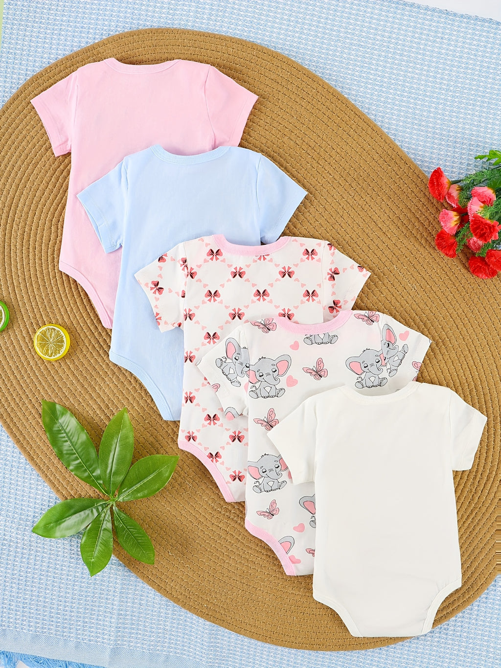 5pcs Spring And Summer Newborn Baby Triangle Romper Solid Color with Elephant Pattern Loving Mom Cute Romper Girl Baby Clothes Clean, for Outdoor