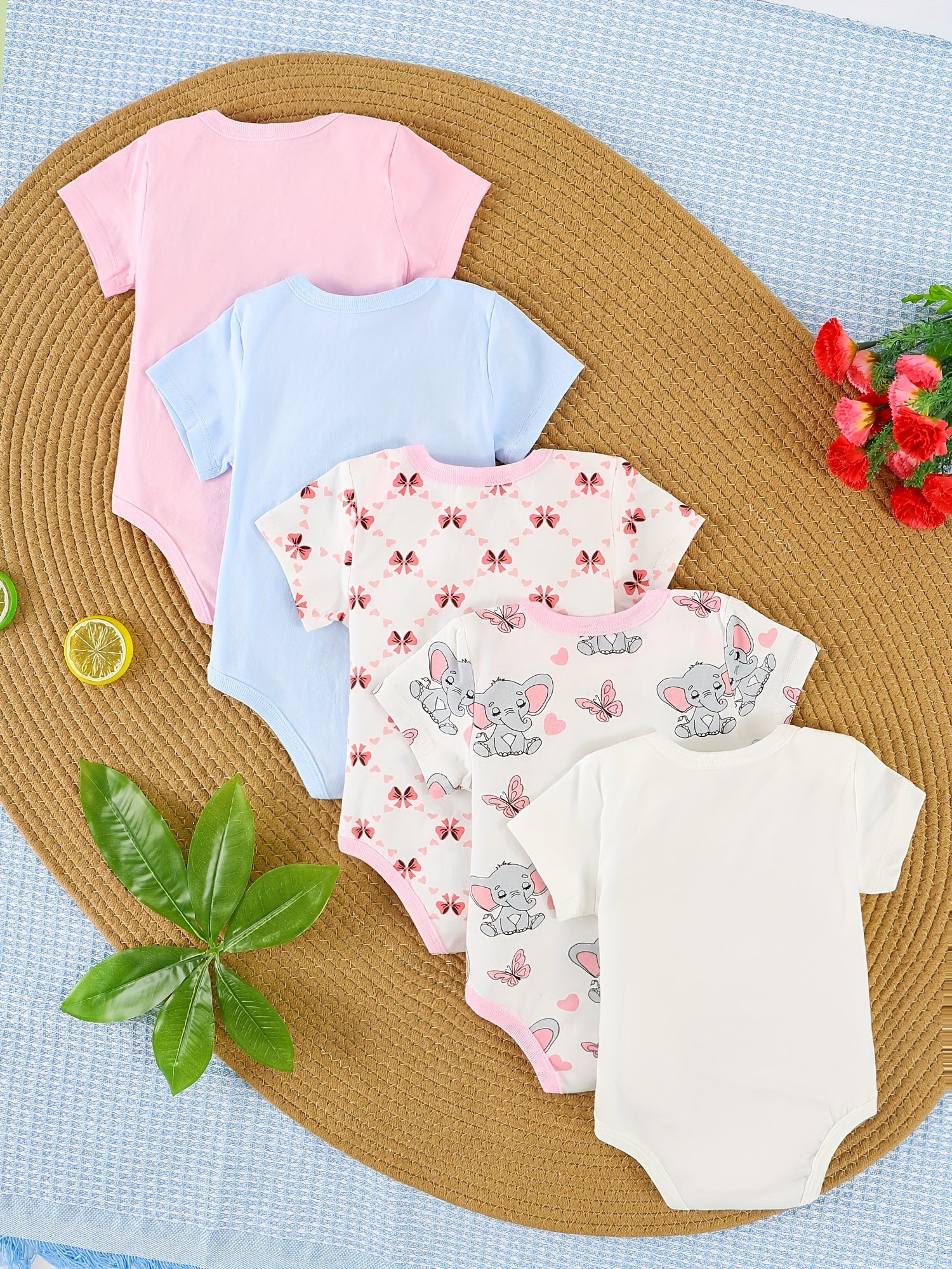 5pcs Spring And Summer Newborn Baby Triangle Romper Solid Color with Elephant Pattern Loving Mom Cute Romper Girl Baby Clothes Clean, for Outdoor