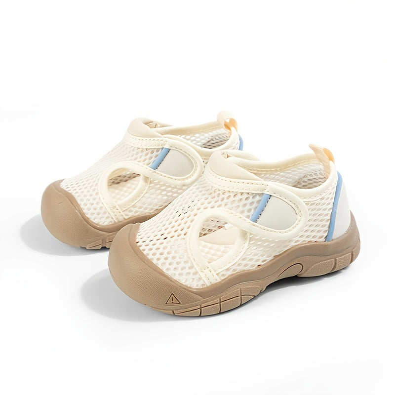 2026 Summer Children's Hollow-Out Mesh Sandals for Girls, Casual Soft-Sole Outdoor Sports Sneakers