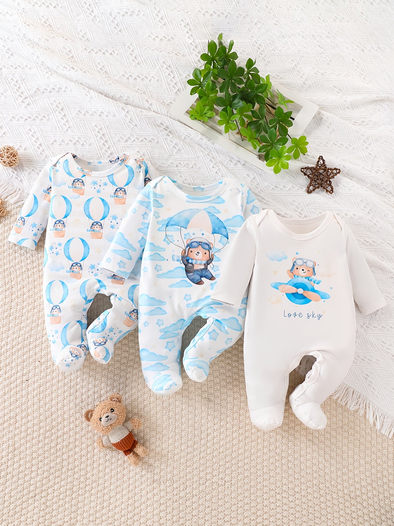 3pcs Baby Footed Onesies, Long-Sleeve Romper Suitable for All Seasons, Featuring Cute Cloud And Bear Prints, Soft And Skin-Friendly Fabric, Breathable And Sweat-Wicking, with Button Design, Perfect for Infant Baptism, for Outdoor