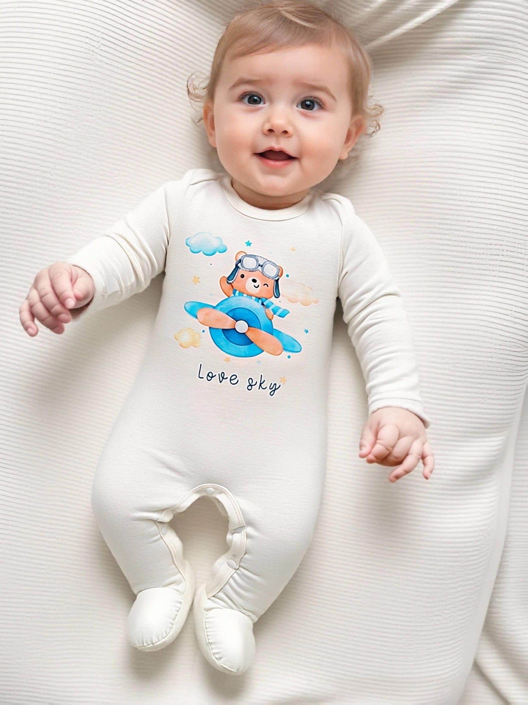 3pcs Baby Footed Onesies, Long-Sleeve Romper Suitable for All Seasons, Featuring Cute Cloud And Bear Prints, Soft And Skin-Friendly Fabric, Breathable And Sweat-Wicking, with Button Design, Perfect for Infant Baptism, for Outdoor