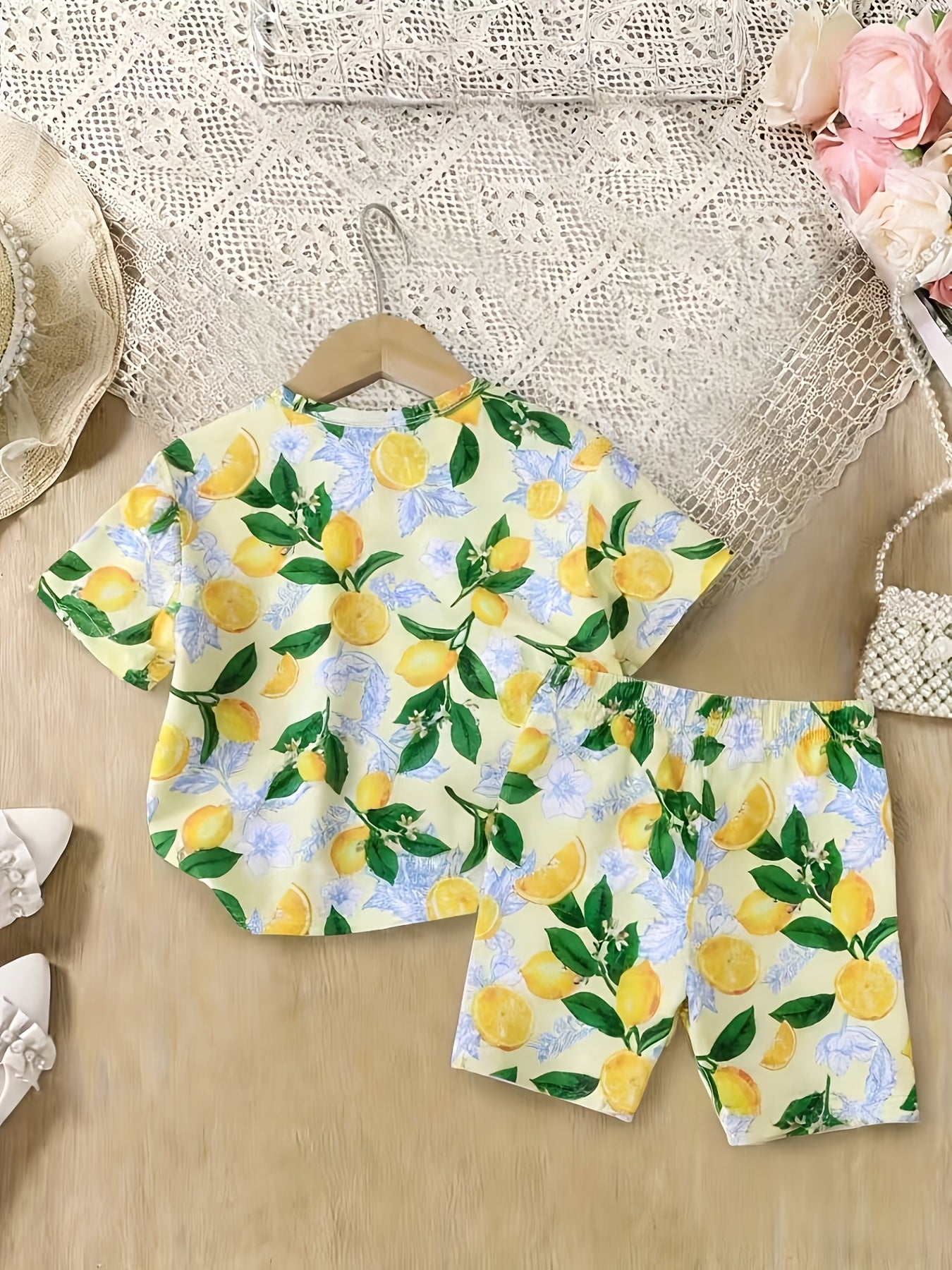 Summer New Arrival Girls Lemon Floral Print Short Sleeve Shorts Set, for Outdoor