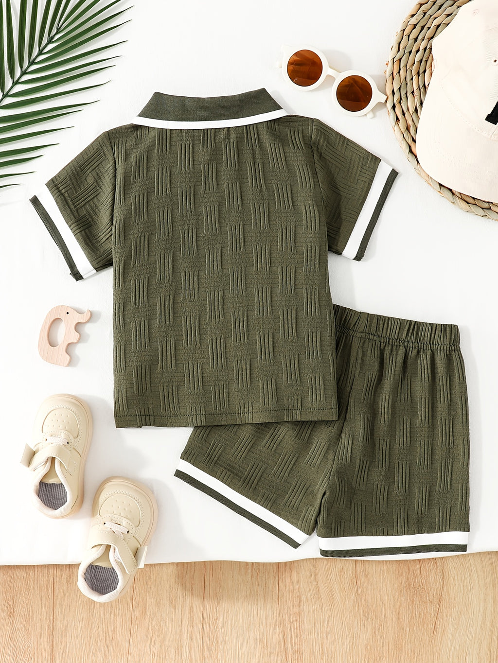 Children'S Baby Summer New Short Sleeve Short Shorts Set, Olive Green Retro Easy Polo Shirt Short Sleeve Contrast Ribbed Collar And Cuff Design, 3D Vertical Stripe Textured Fabric Lightweight Breathable Cool Set, for Outdoor