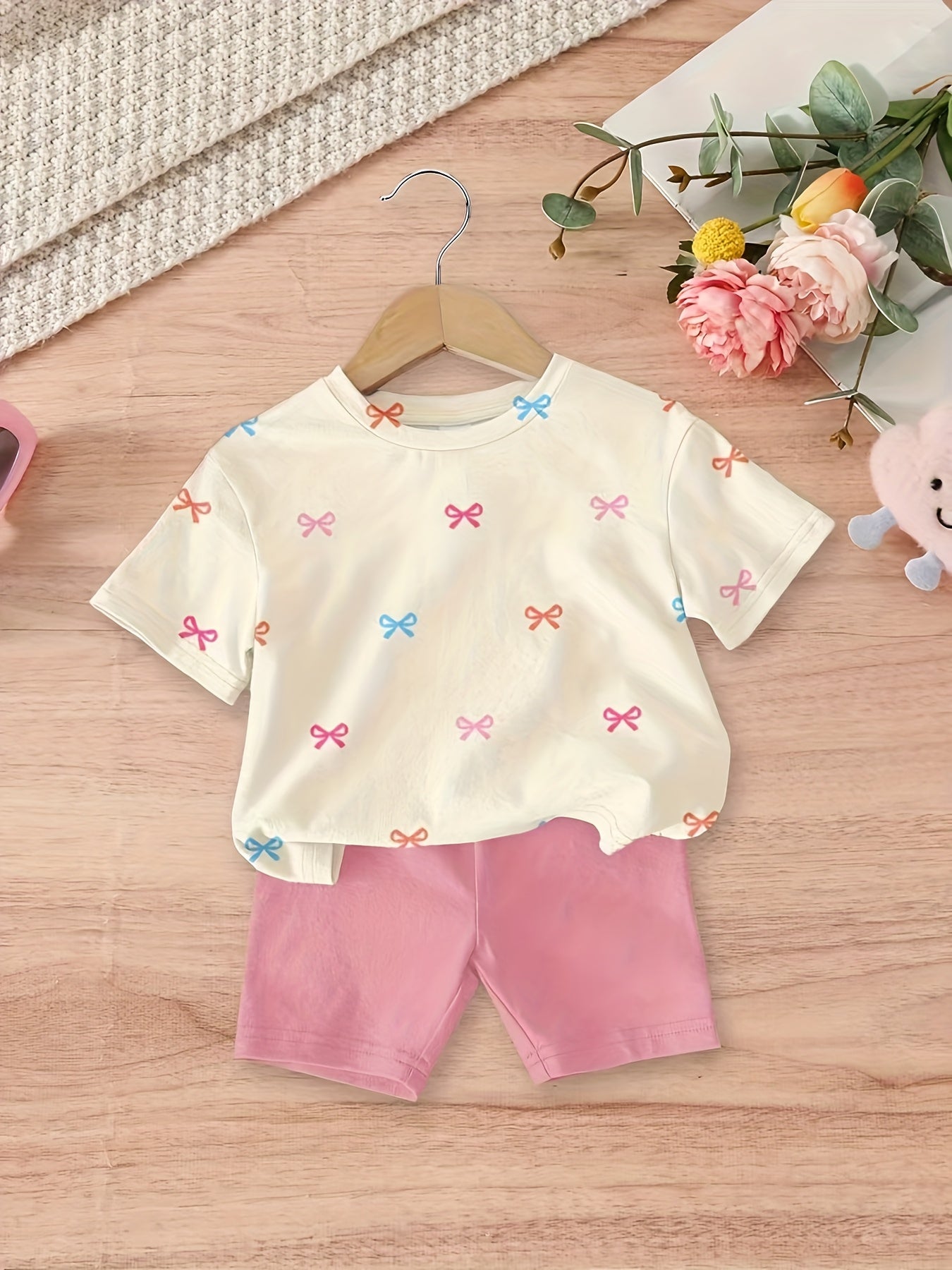 Conjunto casual de verano para bebé, adecuado para 6 meses - 3 años, top estampado multicolor de manga corta con cuello redondo y shorts a juego