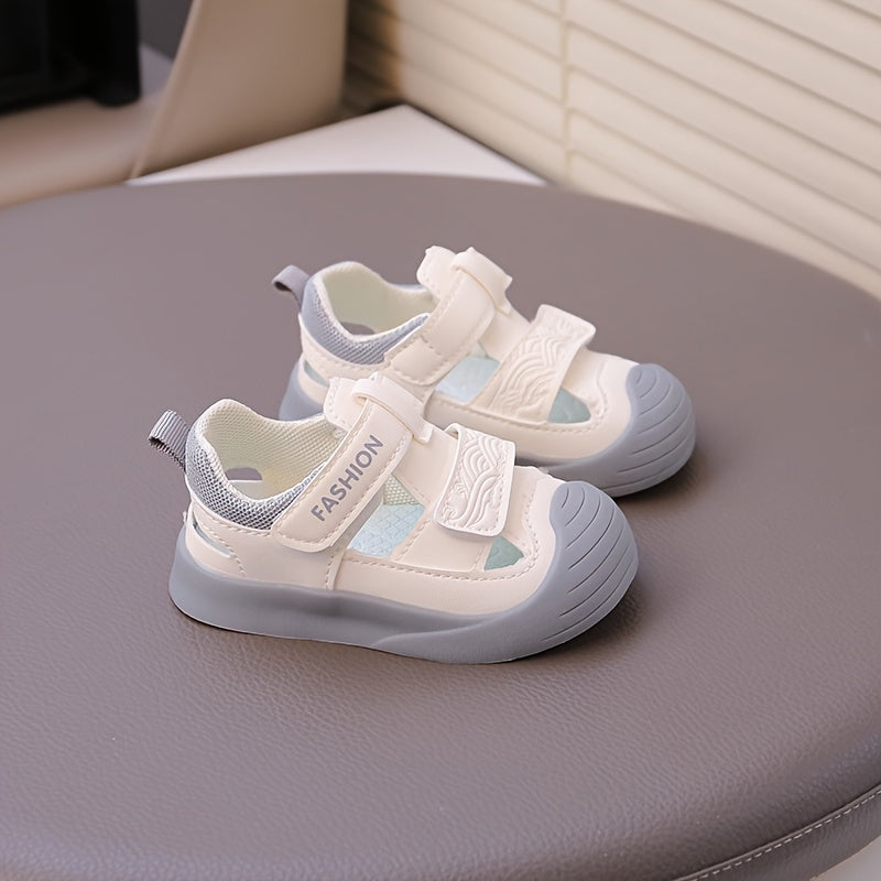 Girls' Sandals with a Soft Sole, Stylish And Casual, Versatile And Classic, Perfect for Outdoor Use